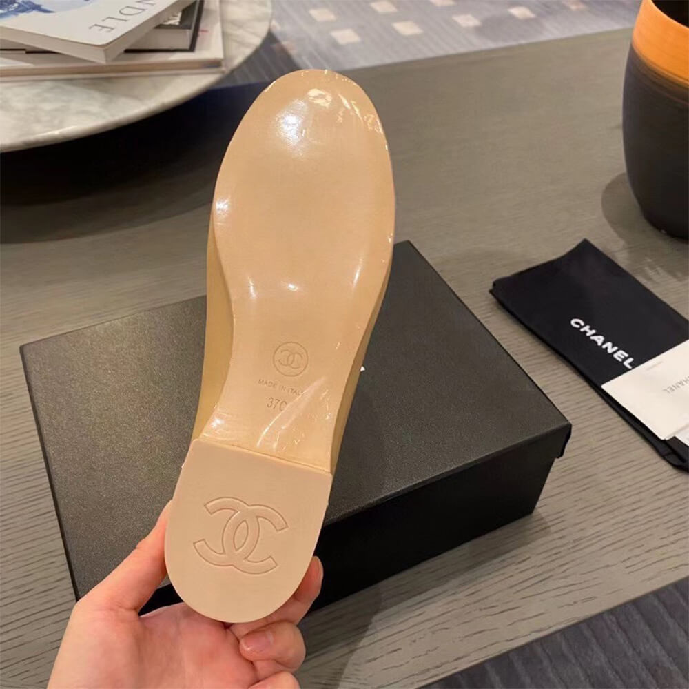 Ch**el Loafers