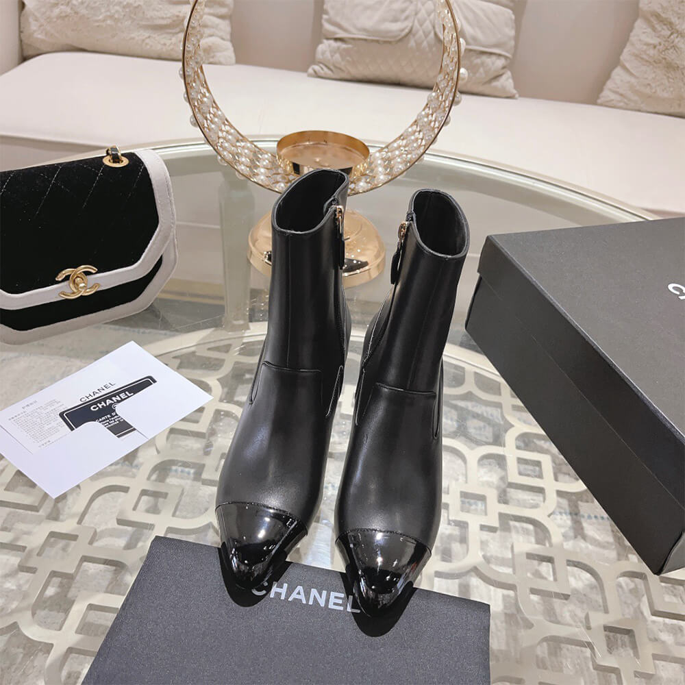 Ch**el SHORT BOOTS
