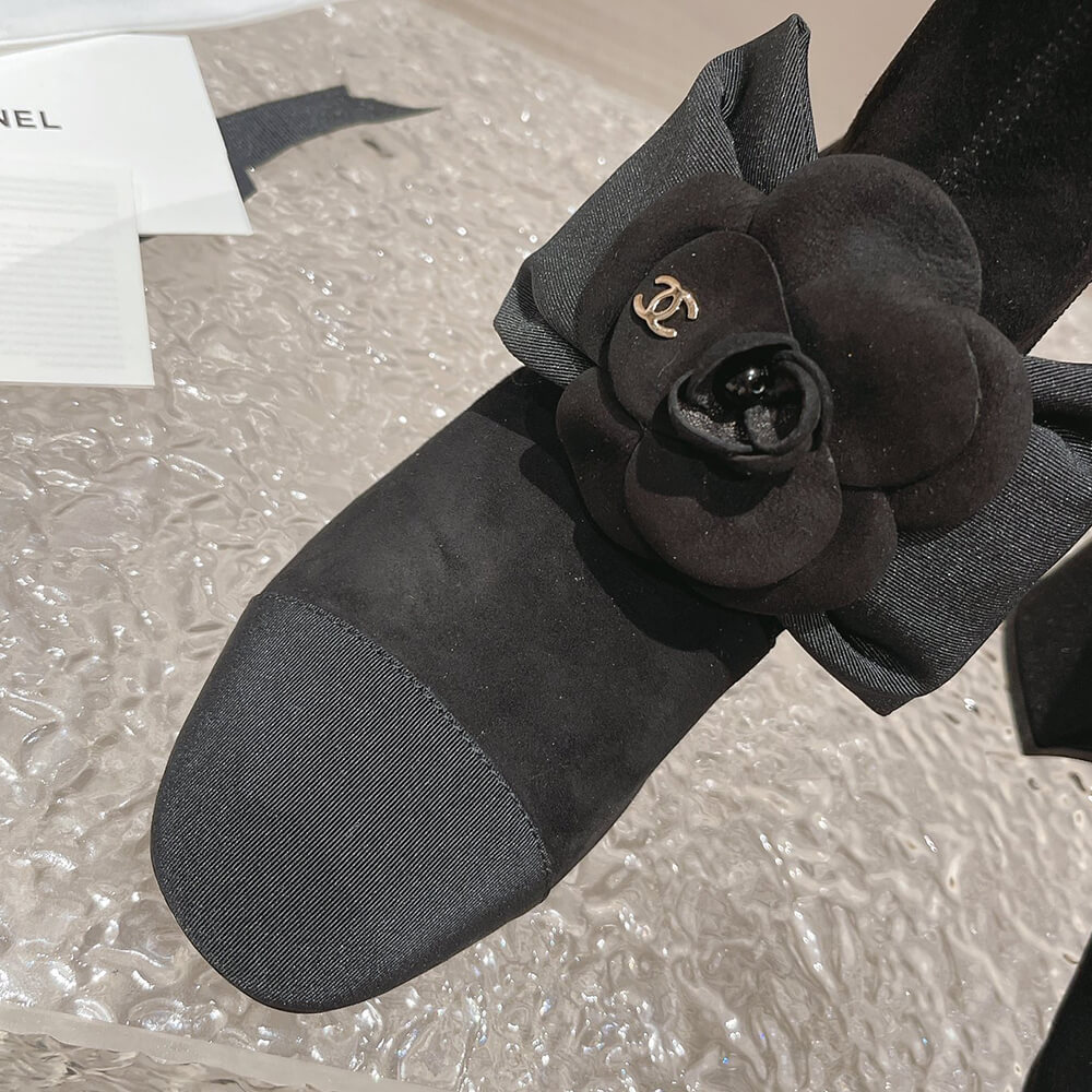 Ch**el SHORT BOOTS
