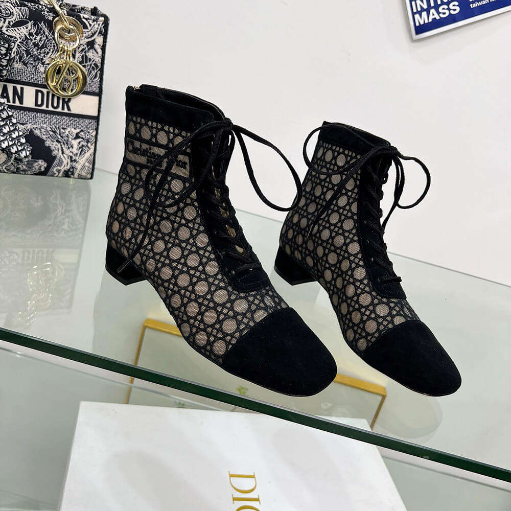 D10r Naughtily-D Heeled Ankle Boot