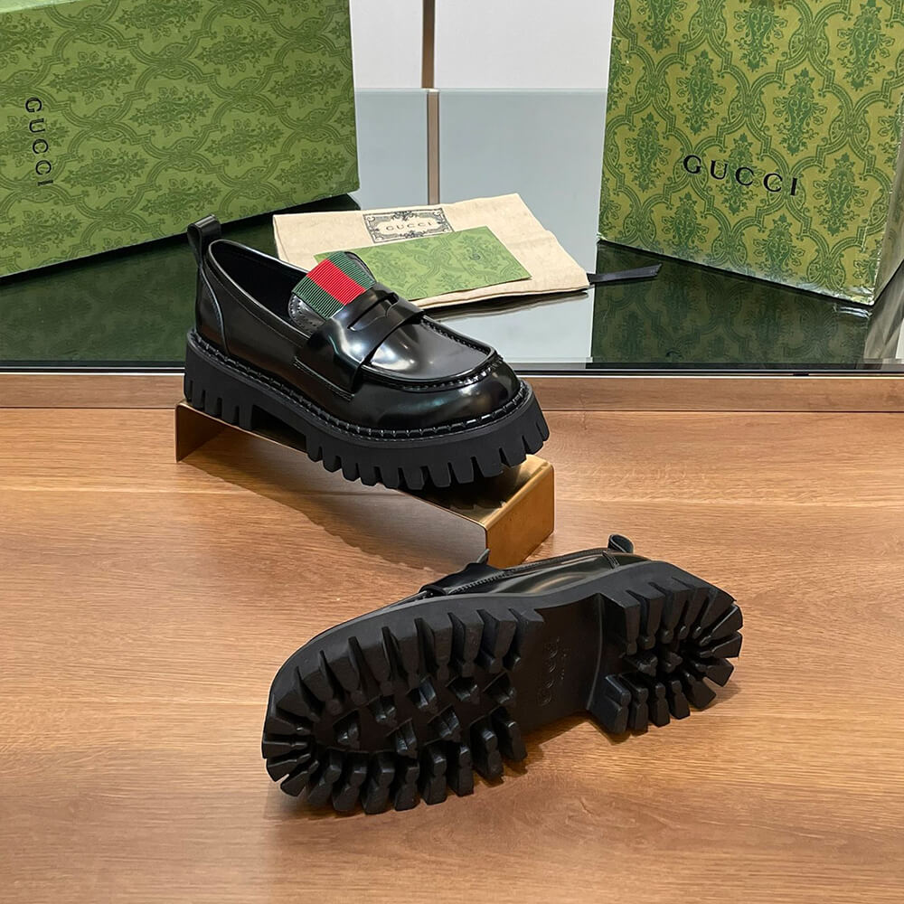 Gvc*1 Women’s loafer with Web