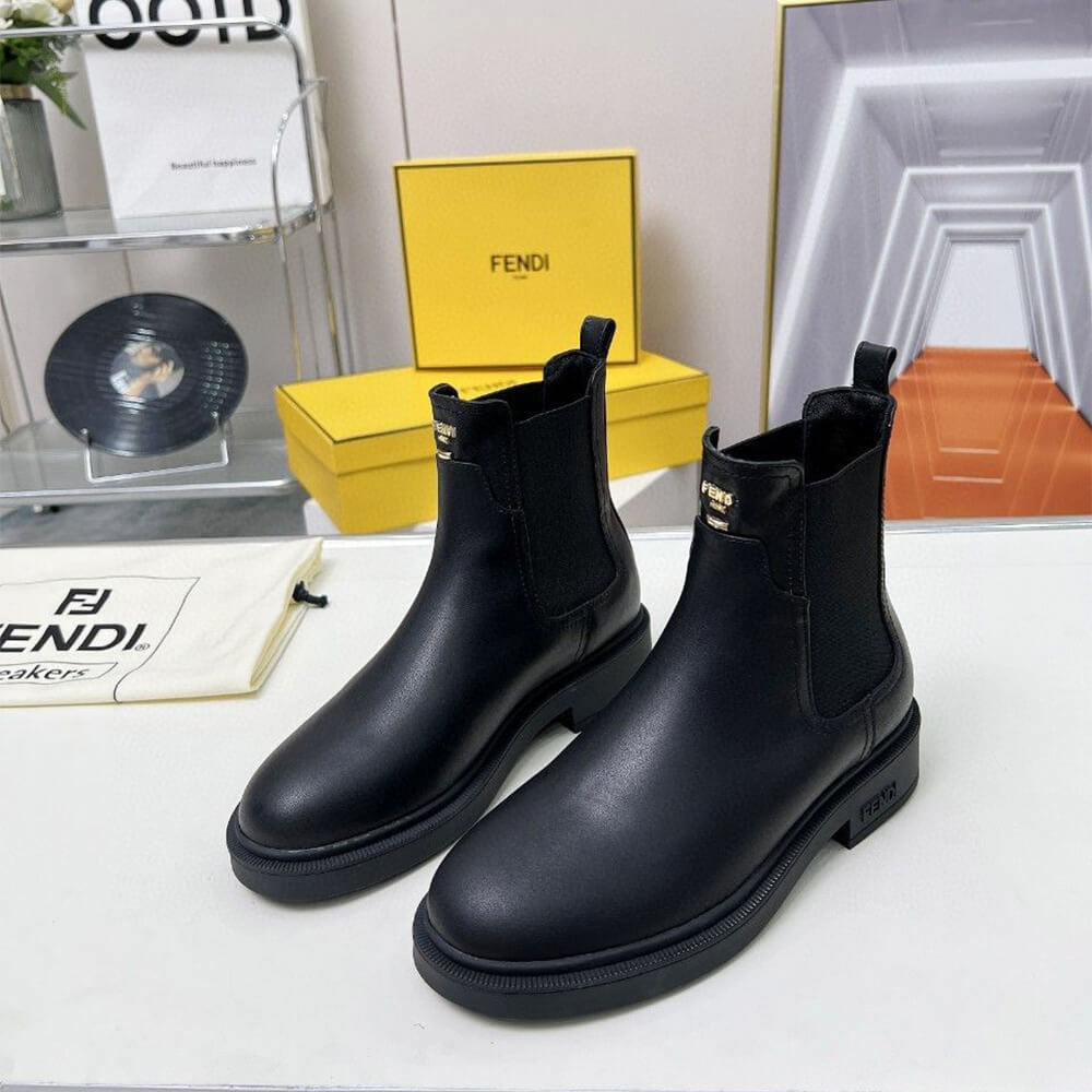 F**di Boots
