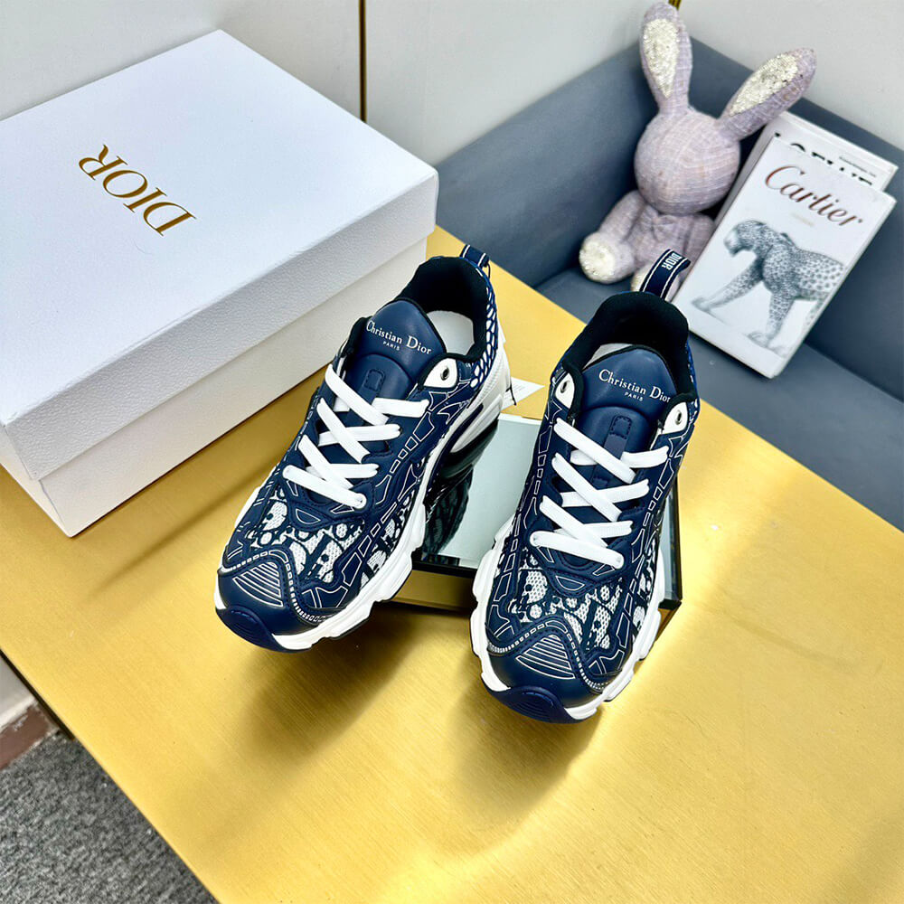 Chr1st1an D10r Vibe Sneaker