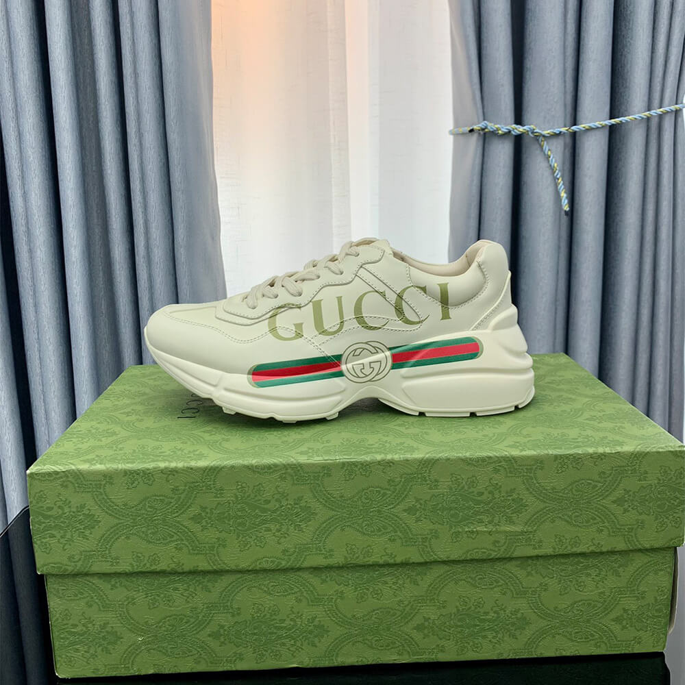 Rhyton sneaker with Gvc*1 logo