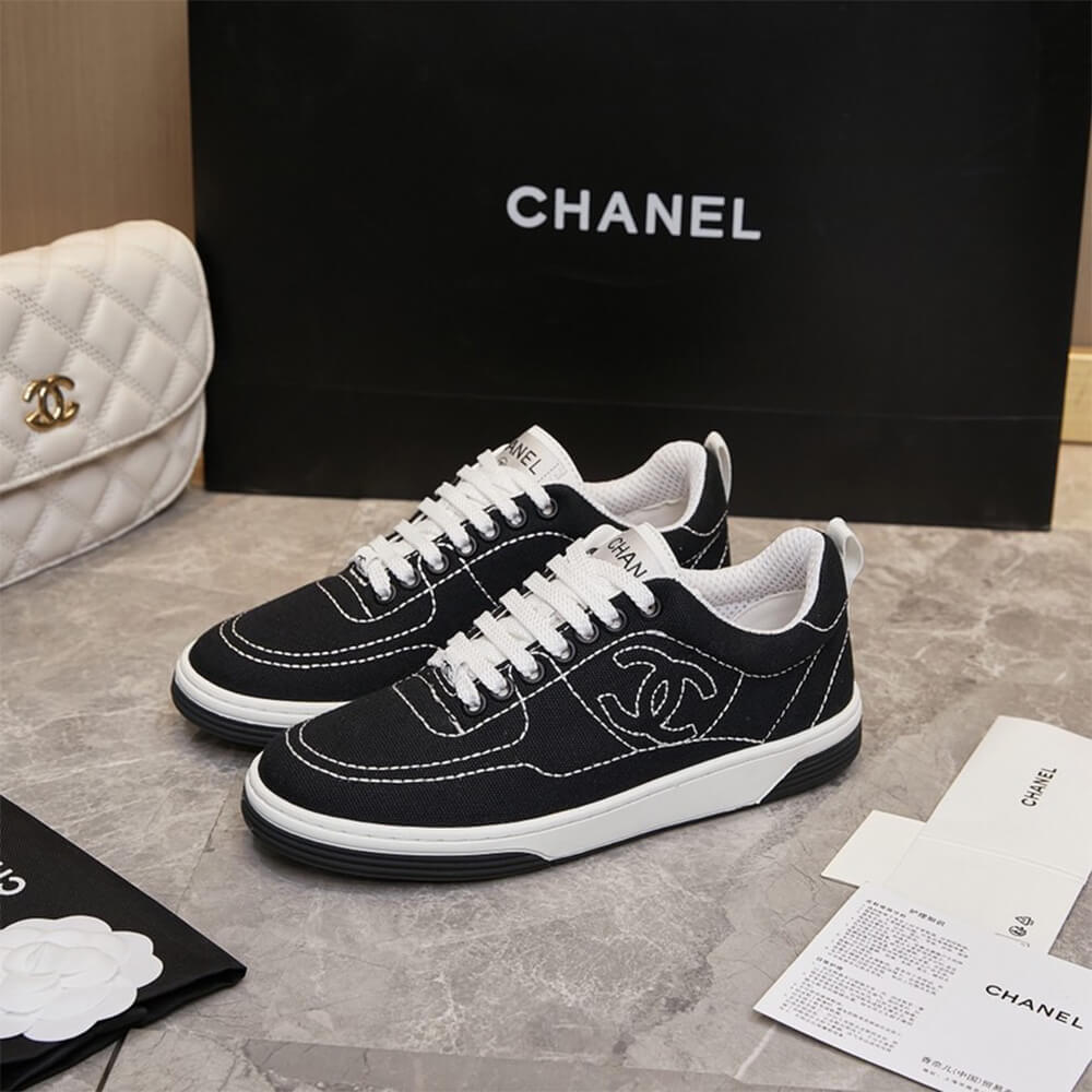 Ch**el Trainers