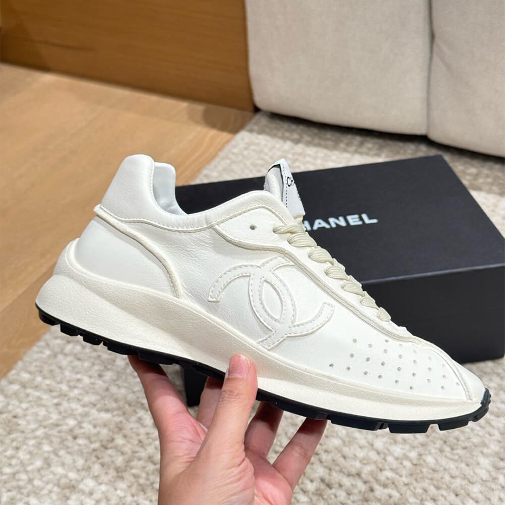 Ch**el Trainers