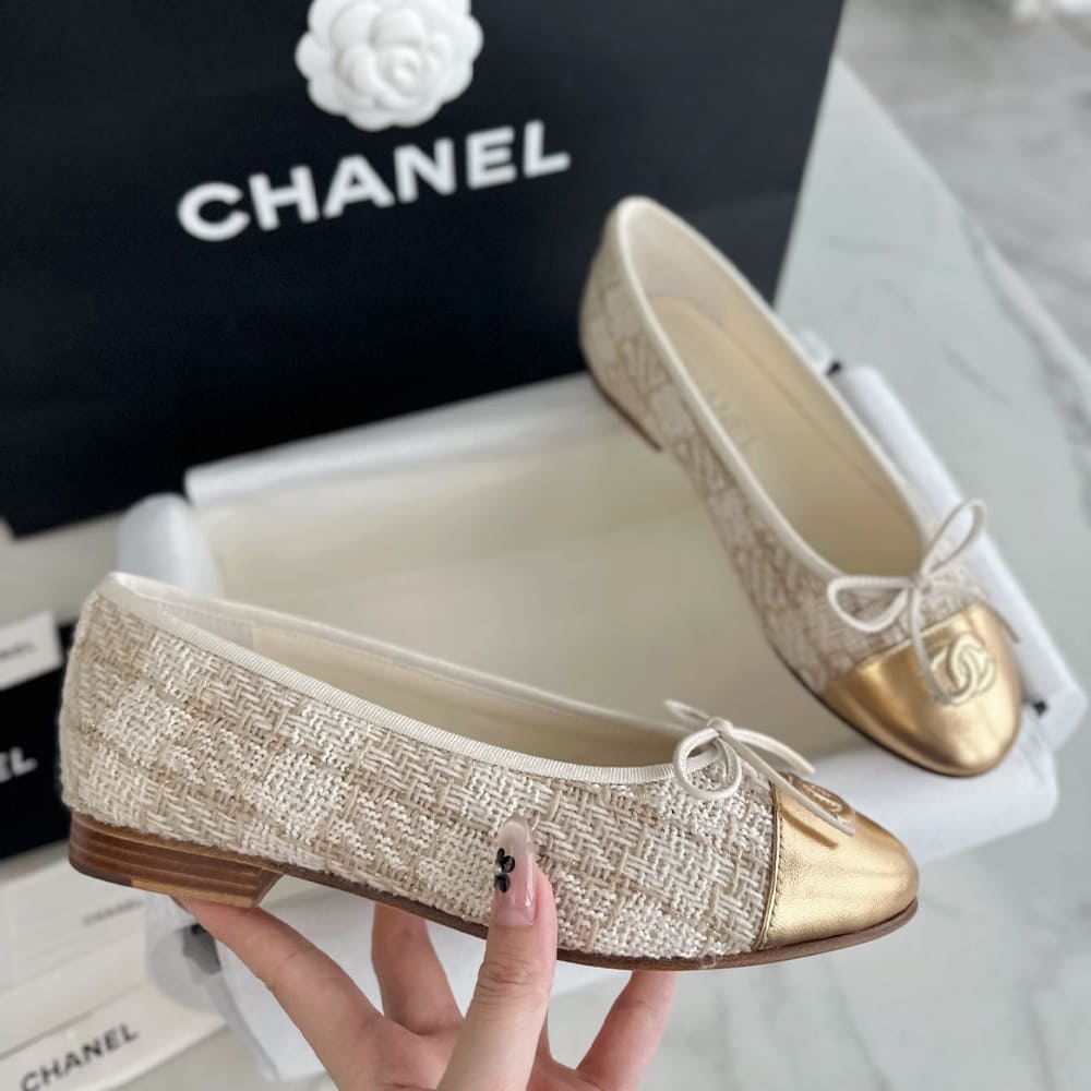 Ch**el Ballet Flat
