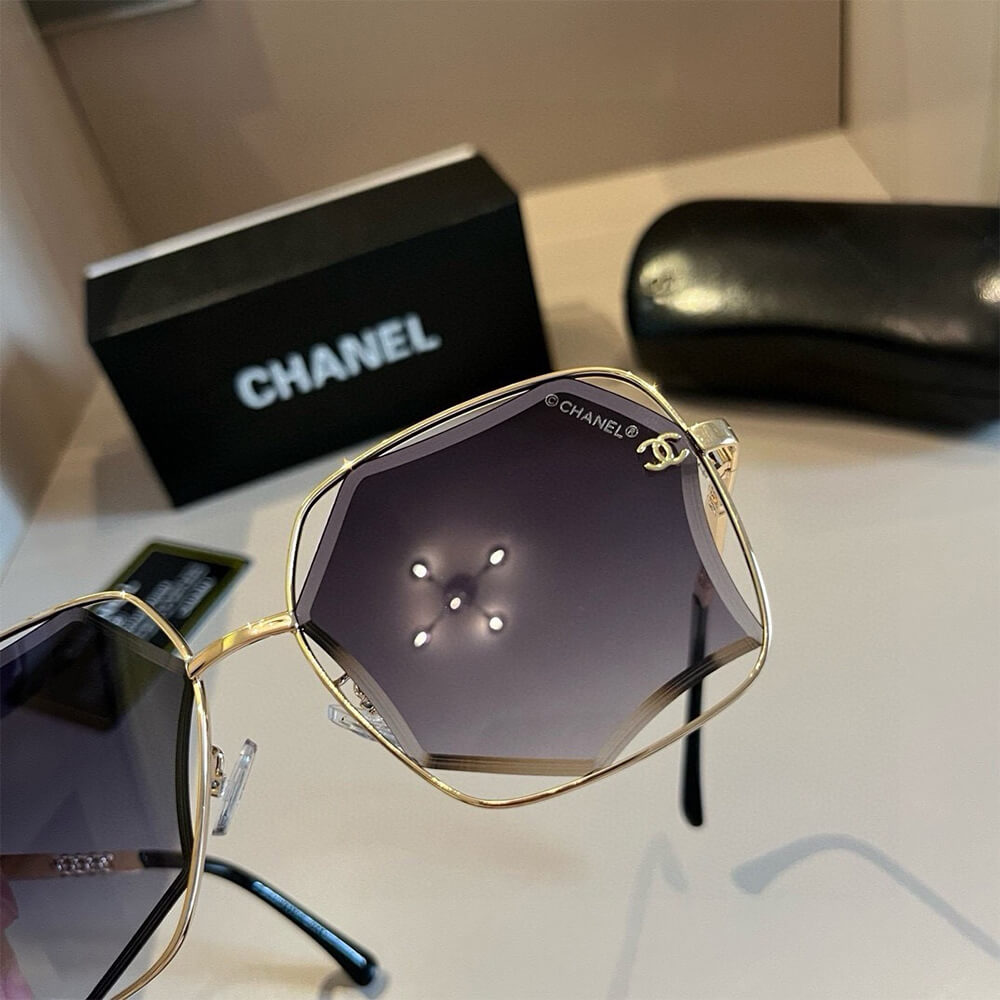 Ch**el SUNGLASSES