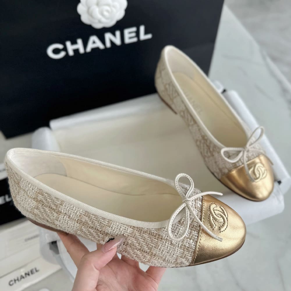 Ch**el Ballet Flat