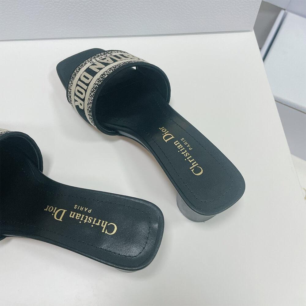 D10r Dway Heeled Slide