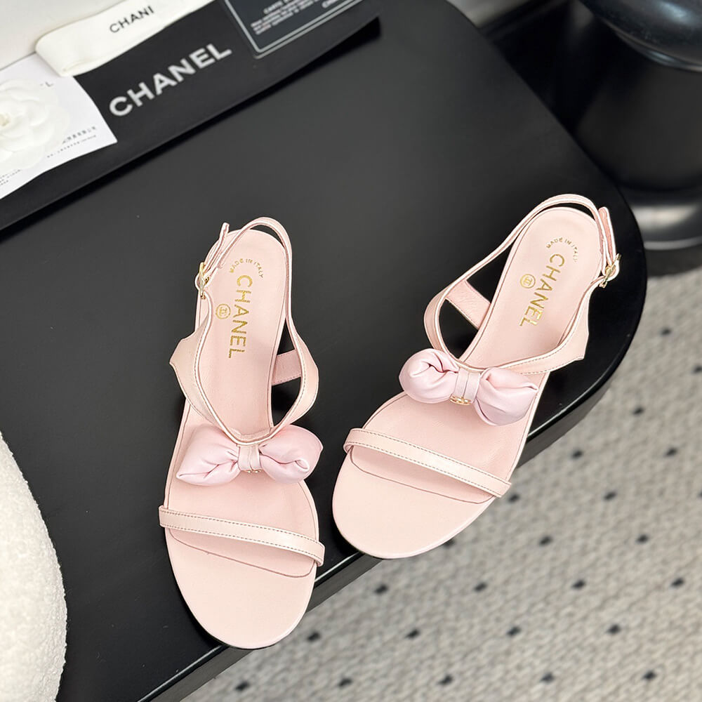 Ch**el Sandal