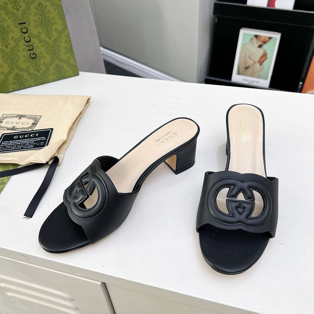Gvc*1 Women’s Interlocking G slide sandal