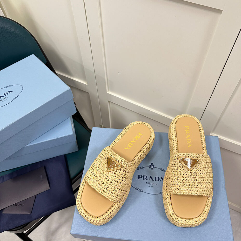 Pra*a Crochet flatform slides