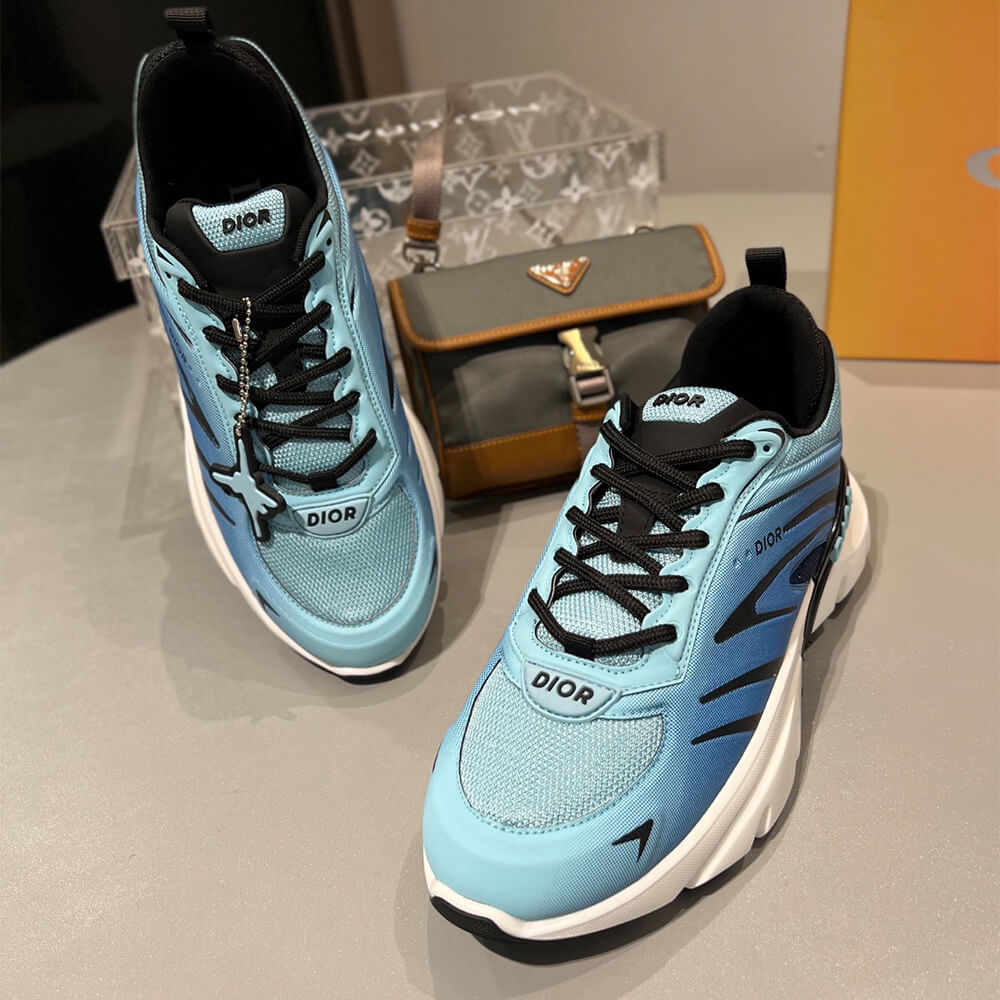 D10r B44 Blade Sneaker