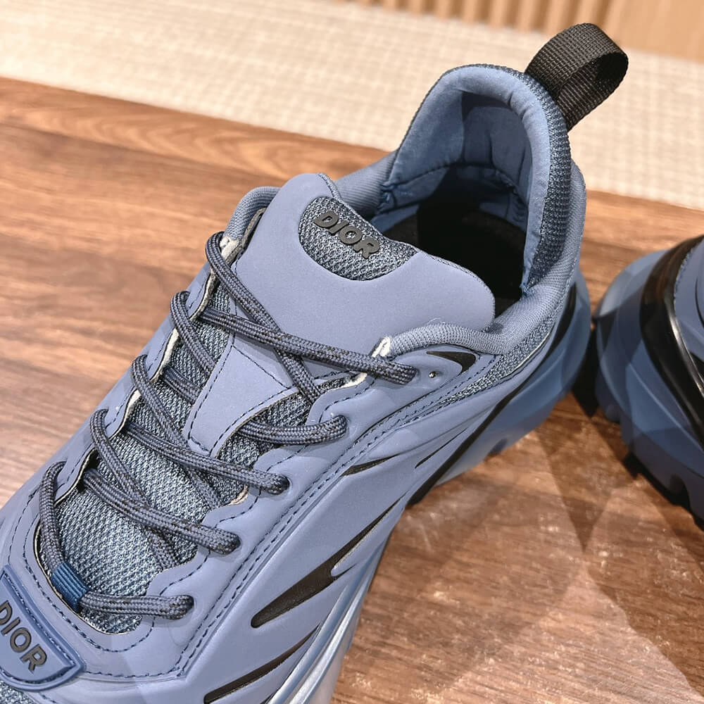 D10r B44 Blade Sneaker