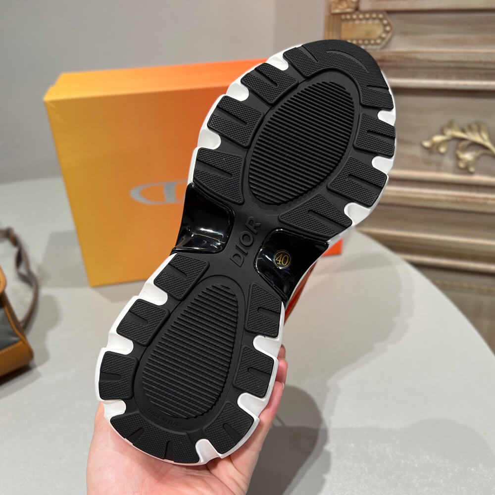 D10r B44 Blade Sneaker