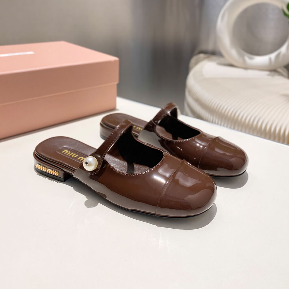 M1um1u Mary Jane pumps