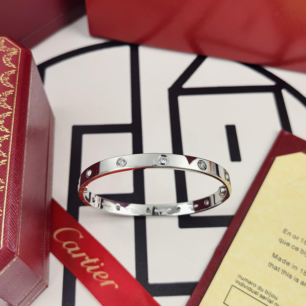Ca*t1er LOVE bracelet, 10 D1am0nds