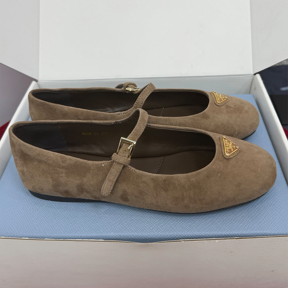 Pra*a Suede ballerinas
