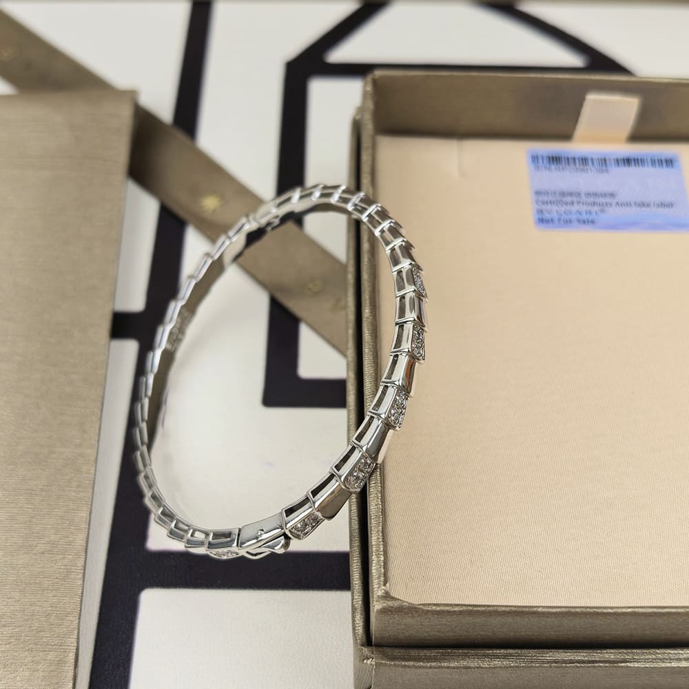 Bv1g*ai Serpenti Viper Bracelet