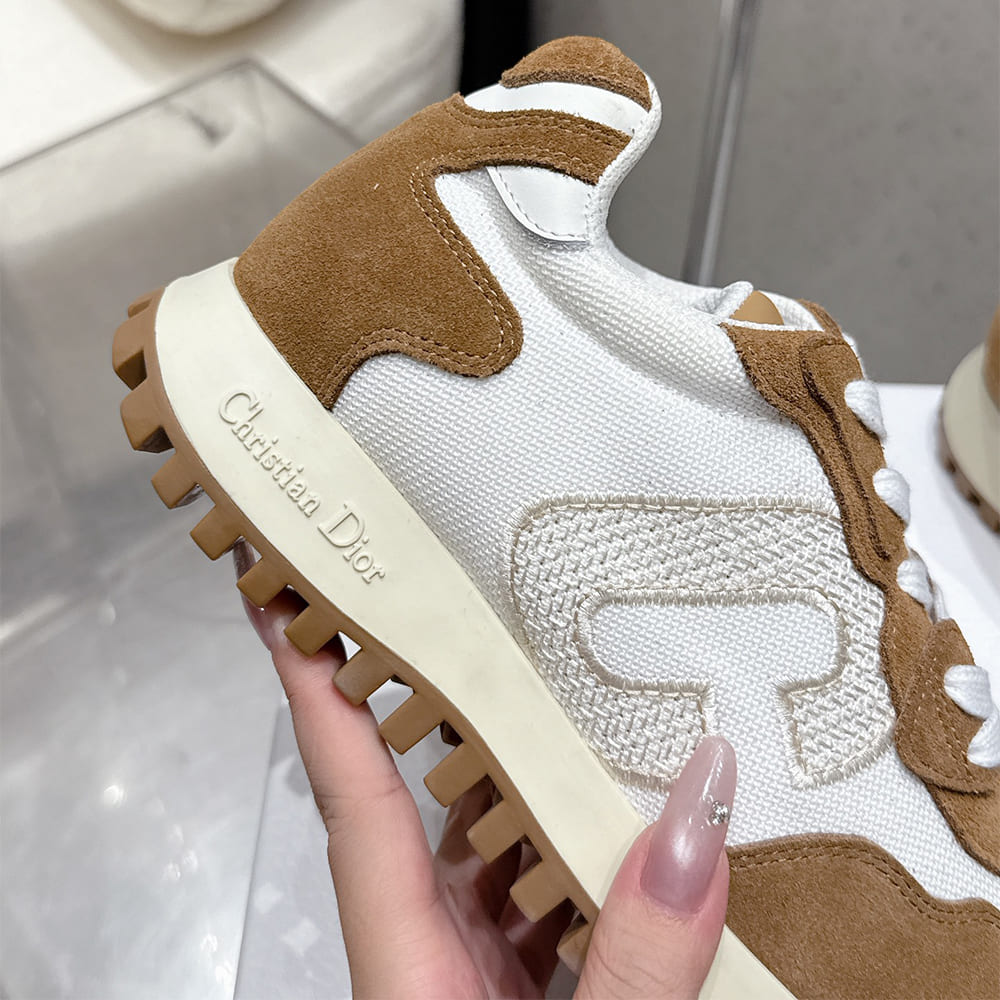 C’est D10r Sneaker