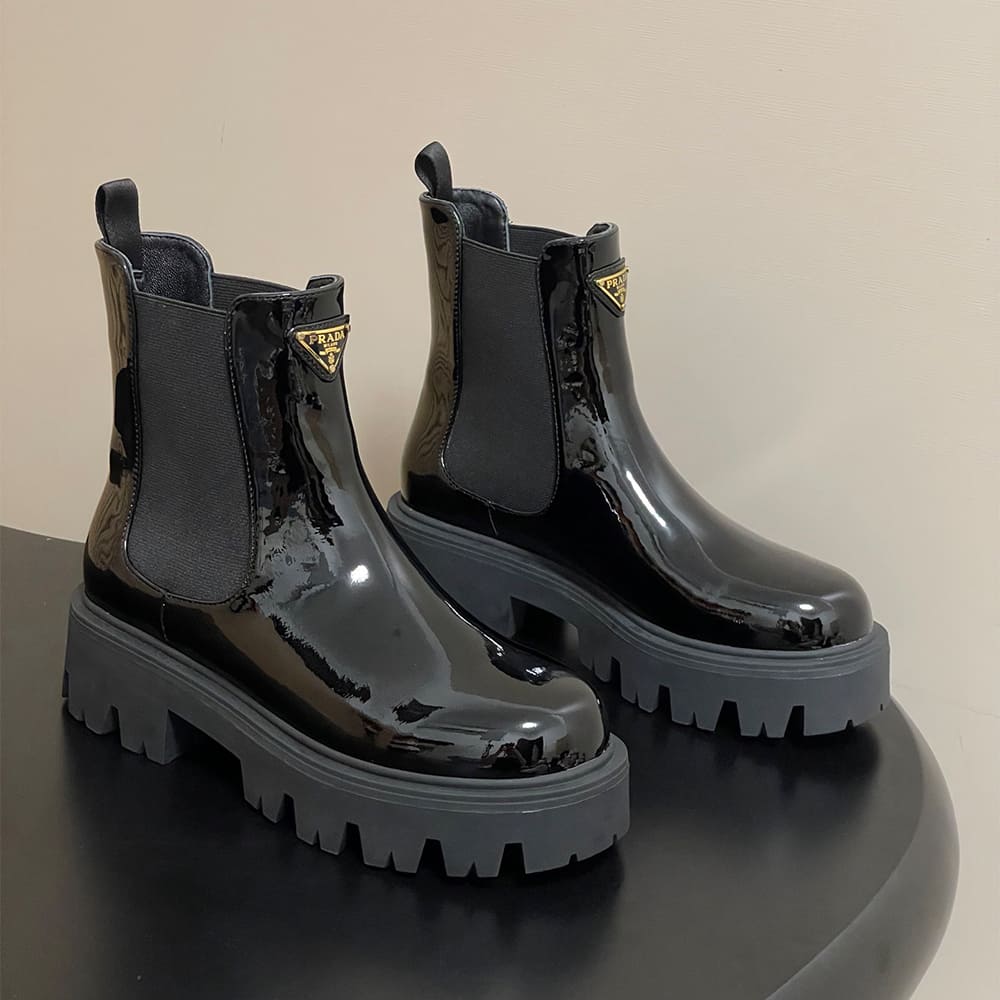 Pra*a Brushed leather booties