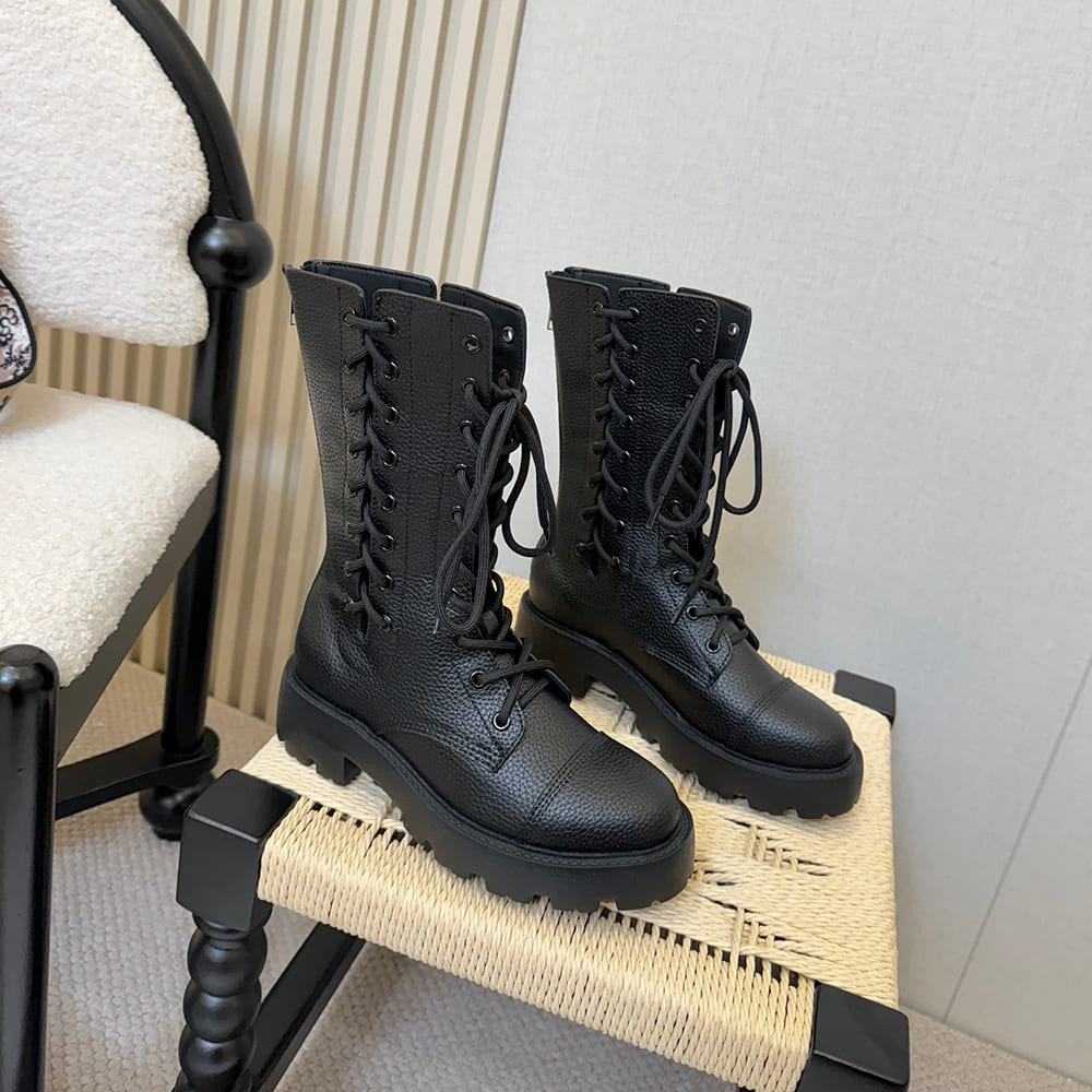 D10r D-Road Ankle Boot