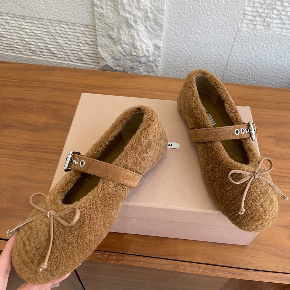 M1um1u Shearling ballerinas