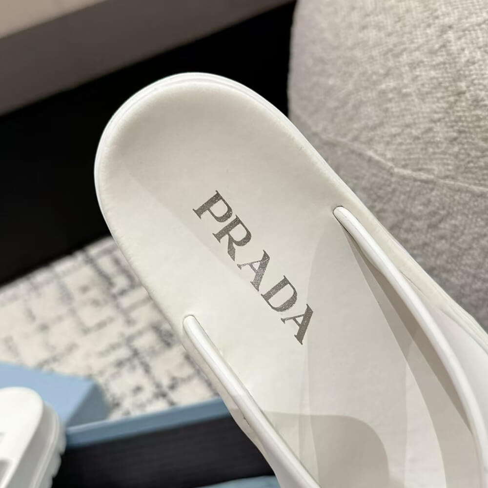 Pra*a Lug Sole FLip Flop