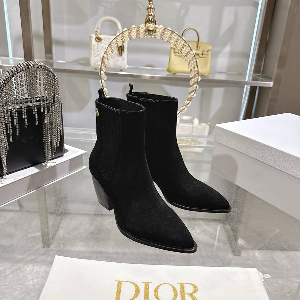 D10r Wild Heeled Ankle Boot
