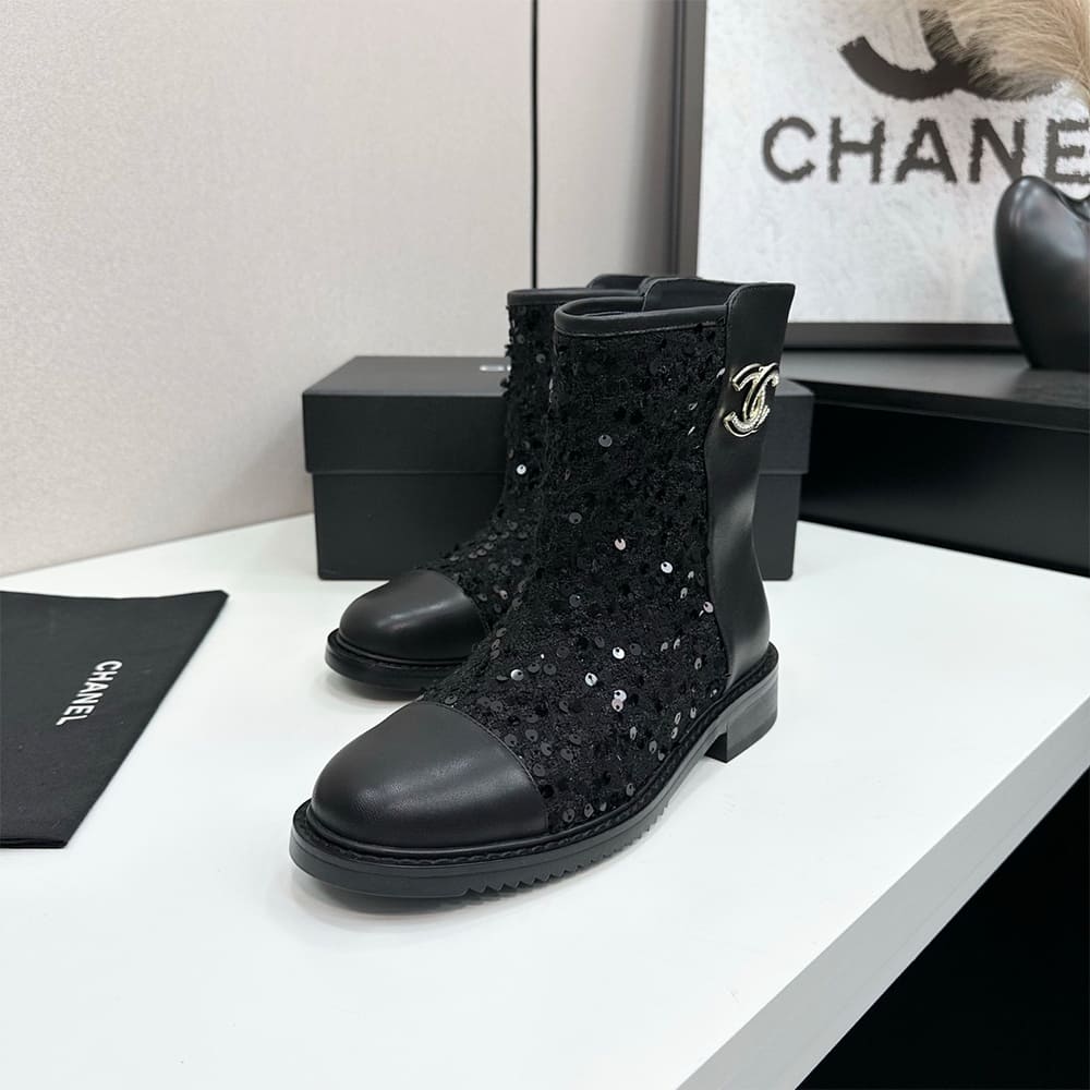 Ch**el Boots