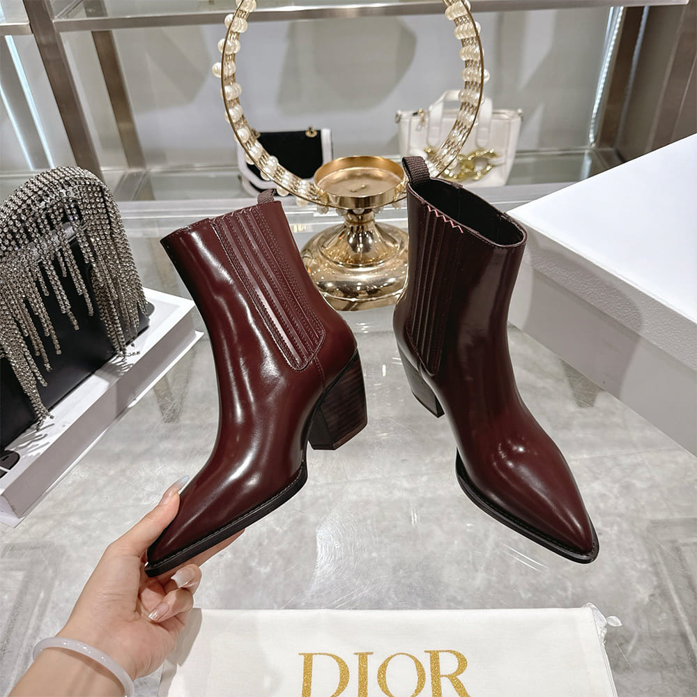 D10r Wild Heeled Ankle Boot