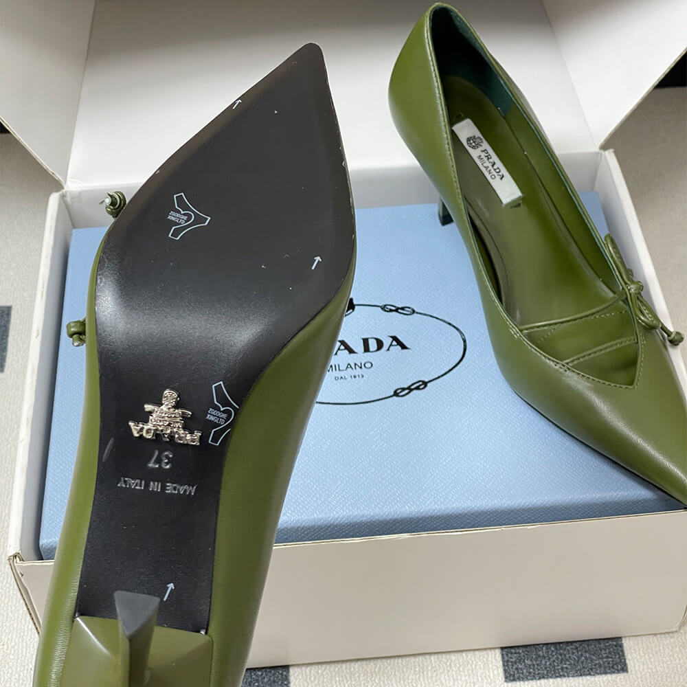 Pra*a leather pumps