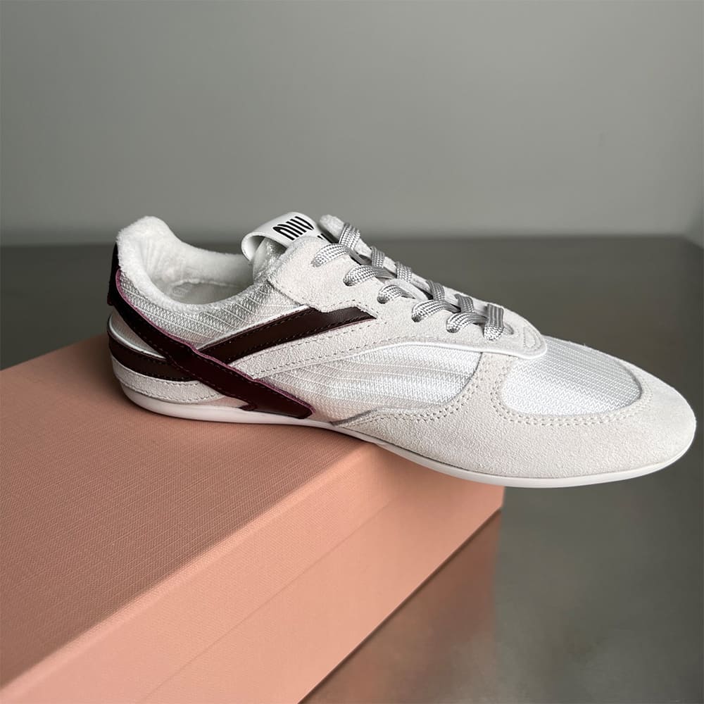 M1um1u Gymnasium technical fabric and suede sneakers