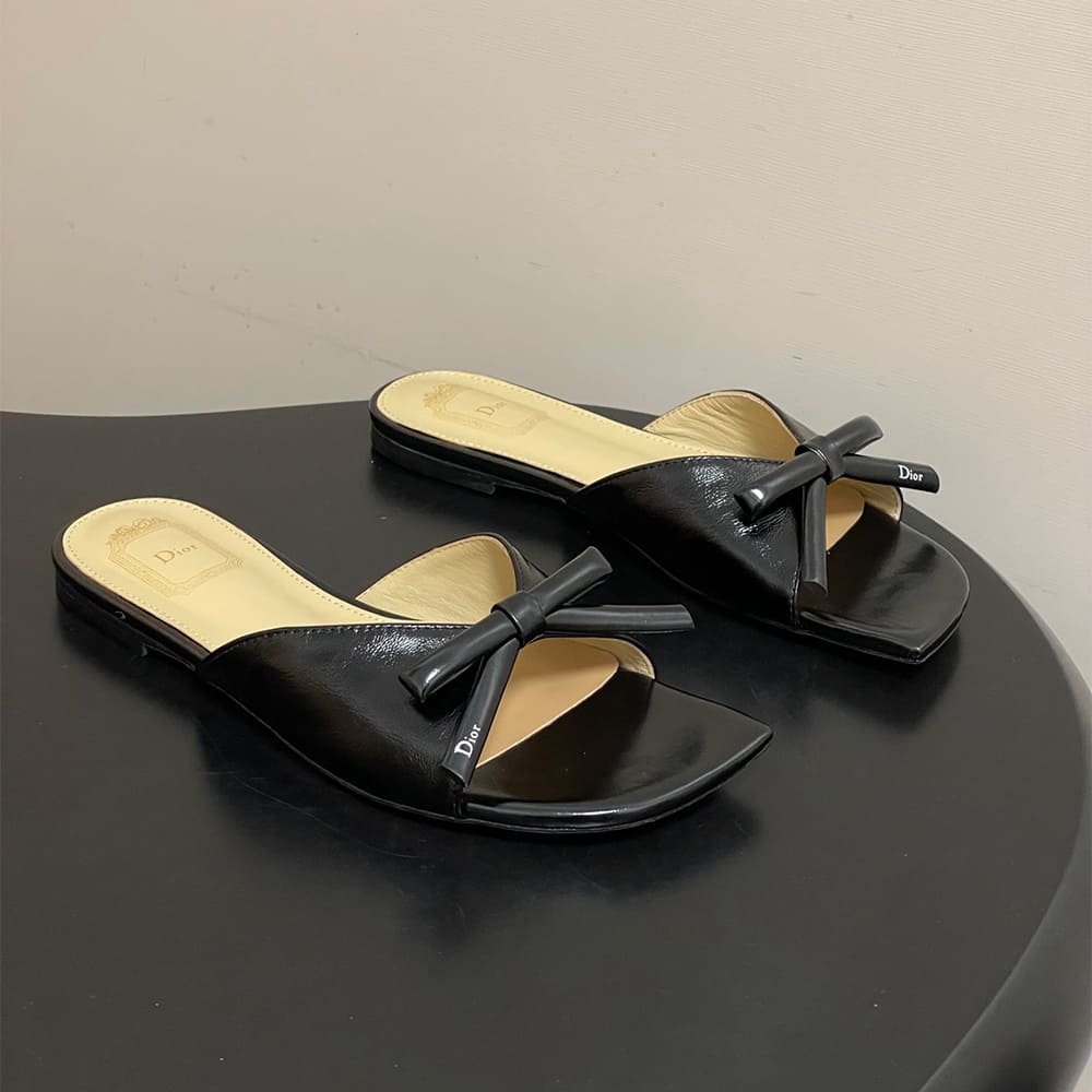 D10r Bow Slide (EU SIZE 35-42)