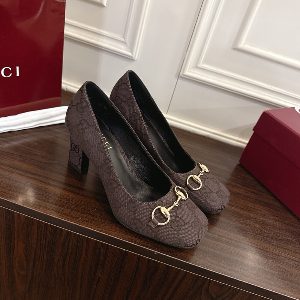 Gvc*1 Women’s Signora pump (EU SIZE 36-42)