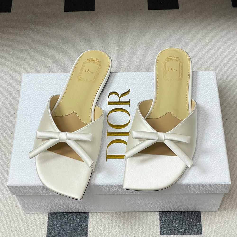 D10r Bow Slide (EU SIZE 35-42)