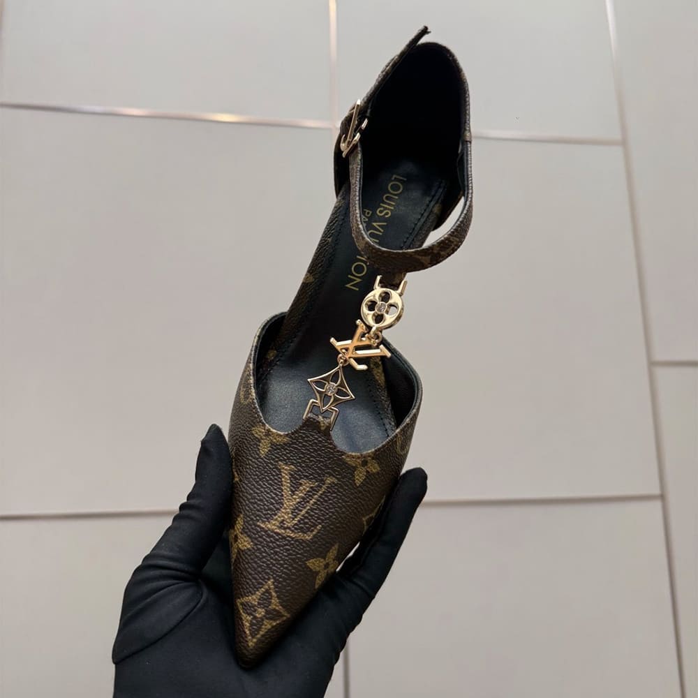 LV Ankle Strap Pumps (EU SIZE 34-41)