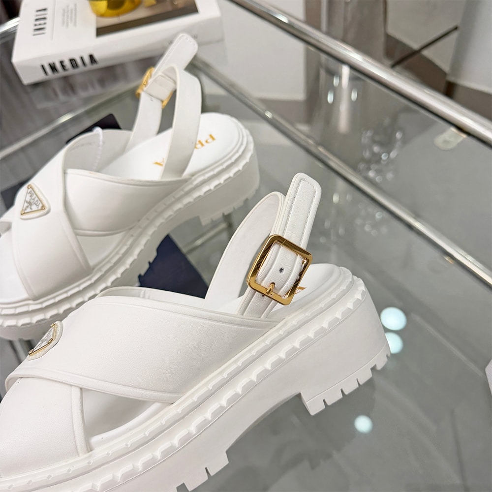 Pra*a Leather sandals (EU SIZE 35-42)