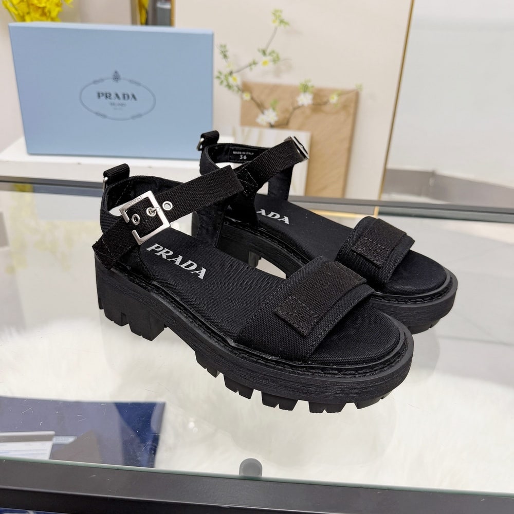 Pra*a Canvas sandals (EU SIZE 35-41)
