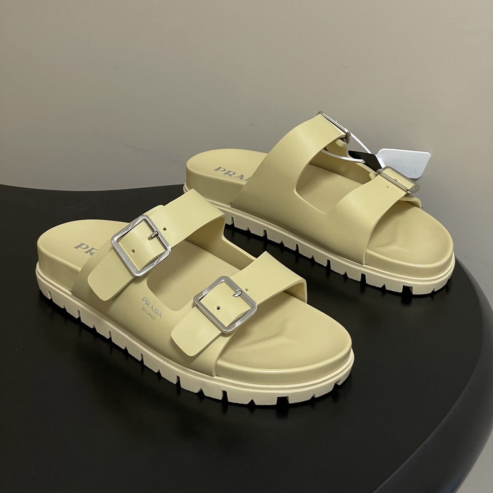 Pra*a Rubber slides (EU SIZE 35-41)