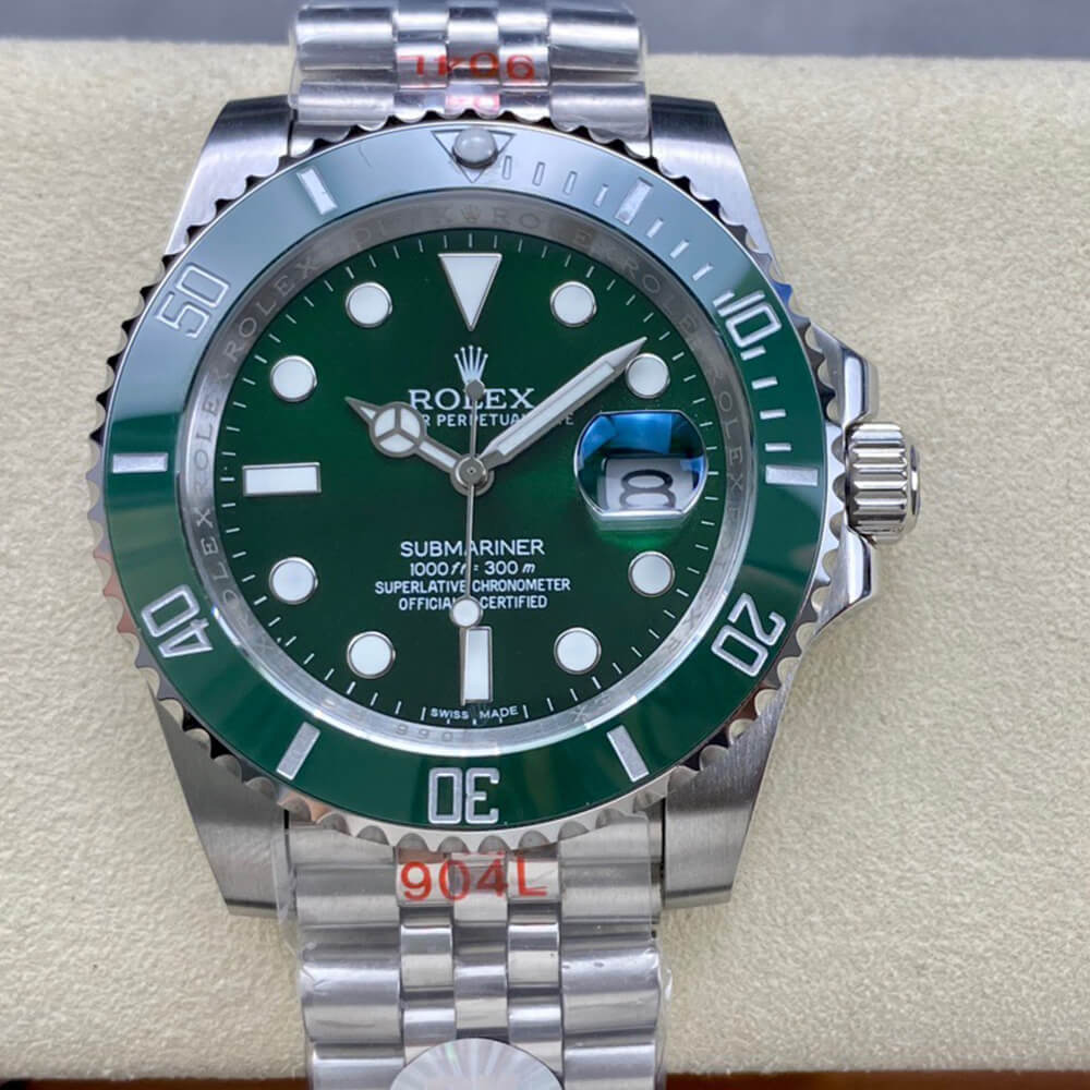 R01ex Submariner Date