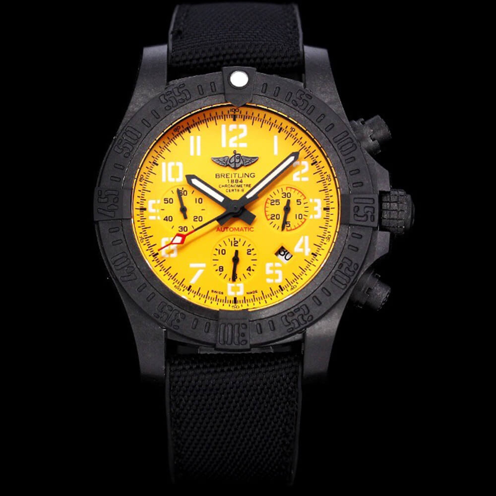 Breitling Avenger 45