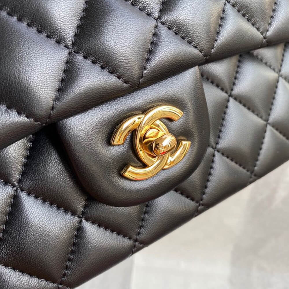 Ch**el CLASSIC HANDBAG