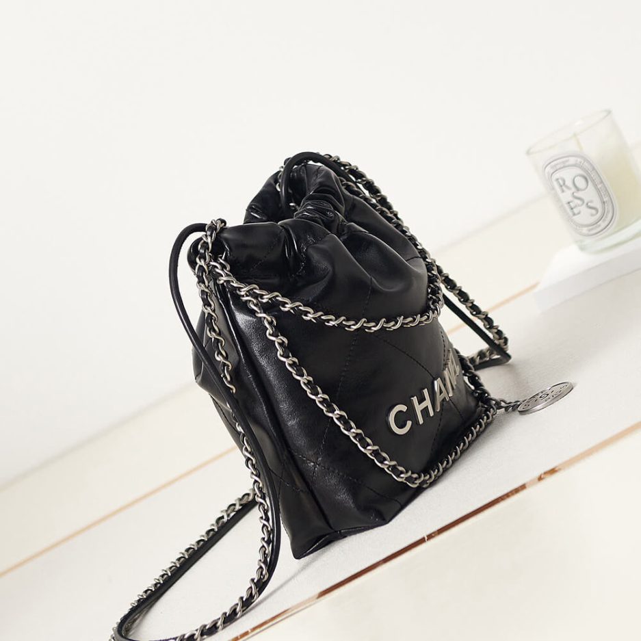 Ch**el 22 MINI HANDBAG