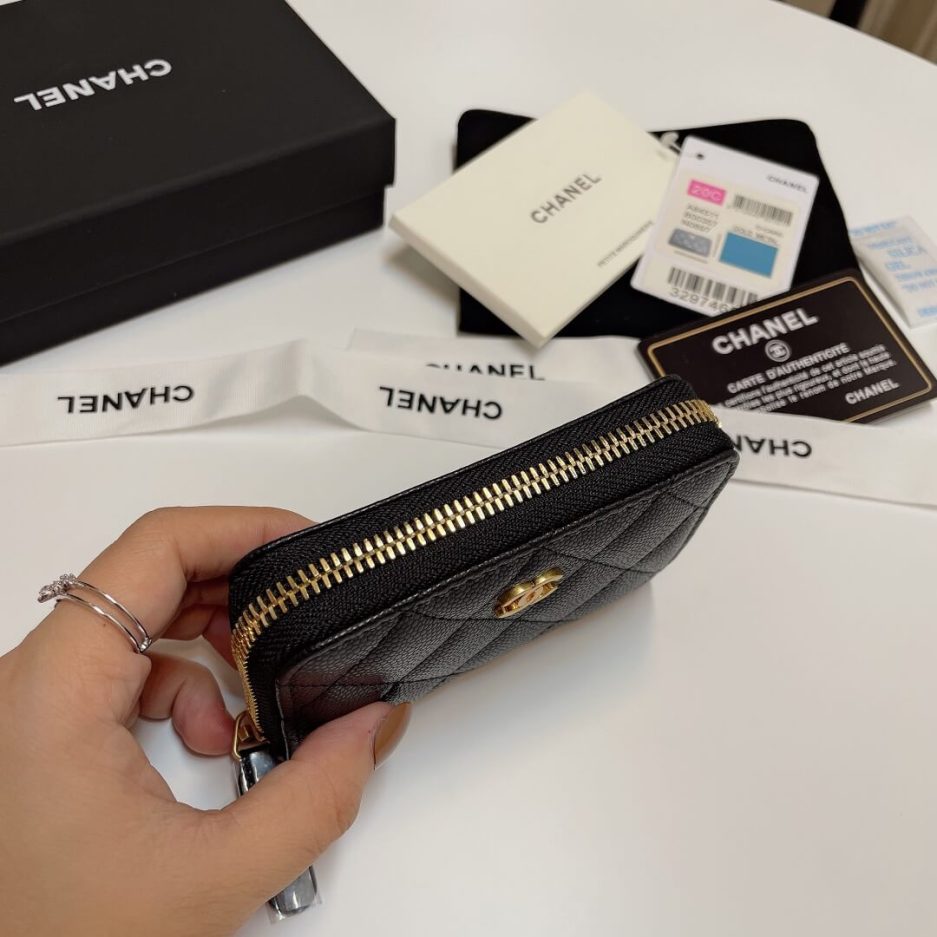Ch**el Classic Zipper Coin Wallet