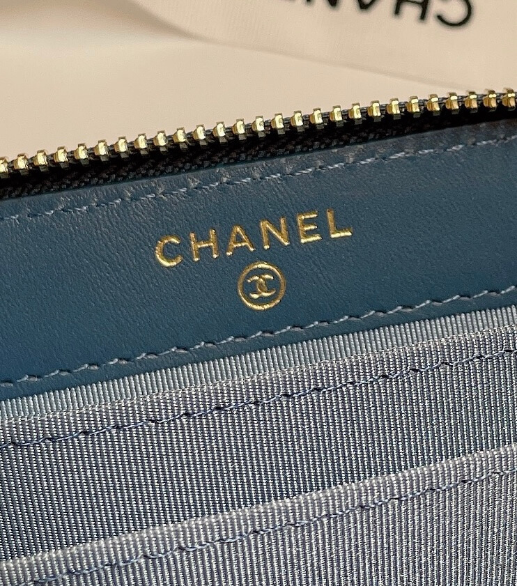 Ch**el Classic Zipper Coin Wallet