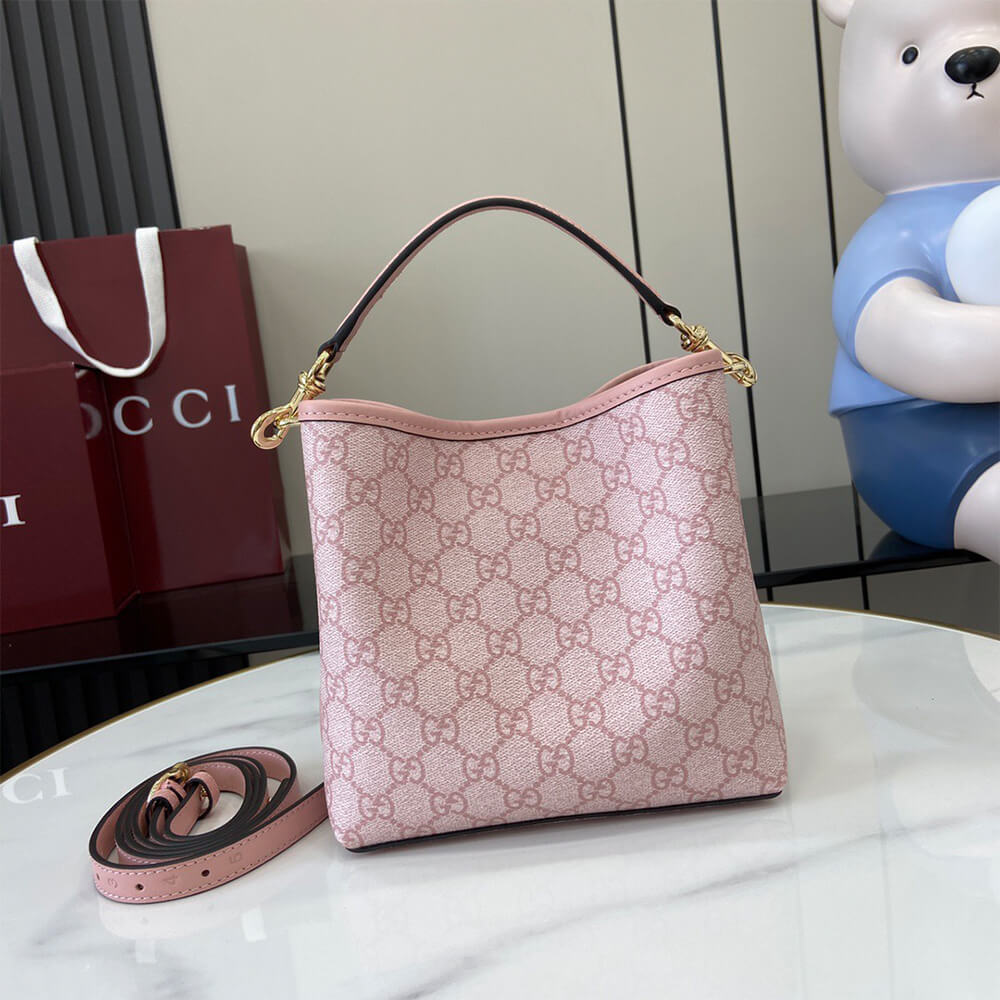 GG Emblem mini bucket bag
