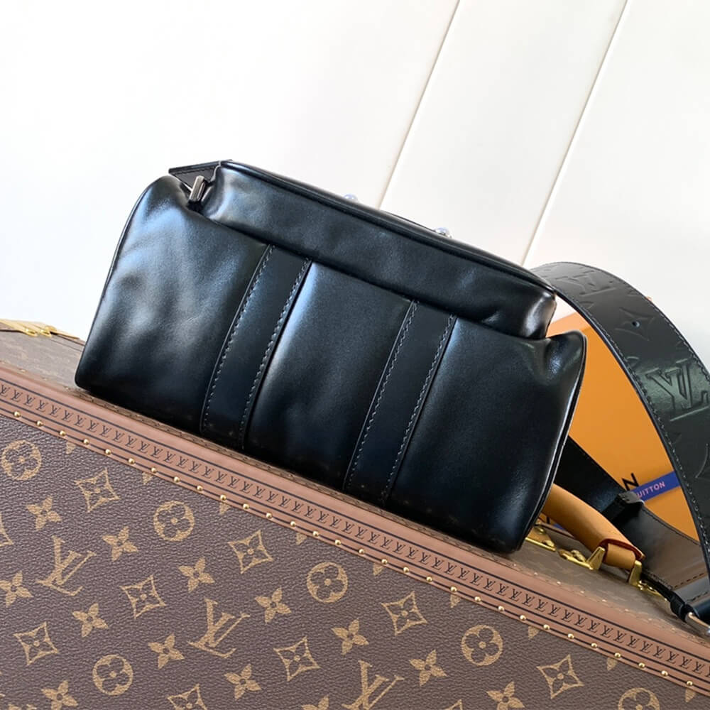 LV Keepall Bandoulière 25